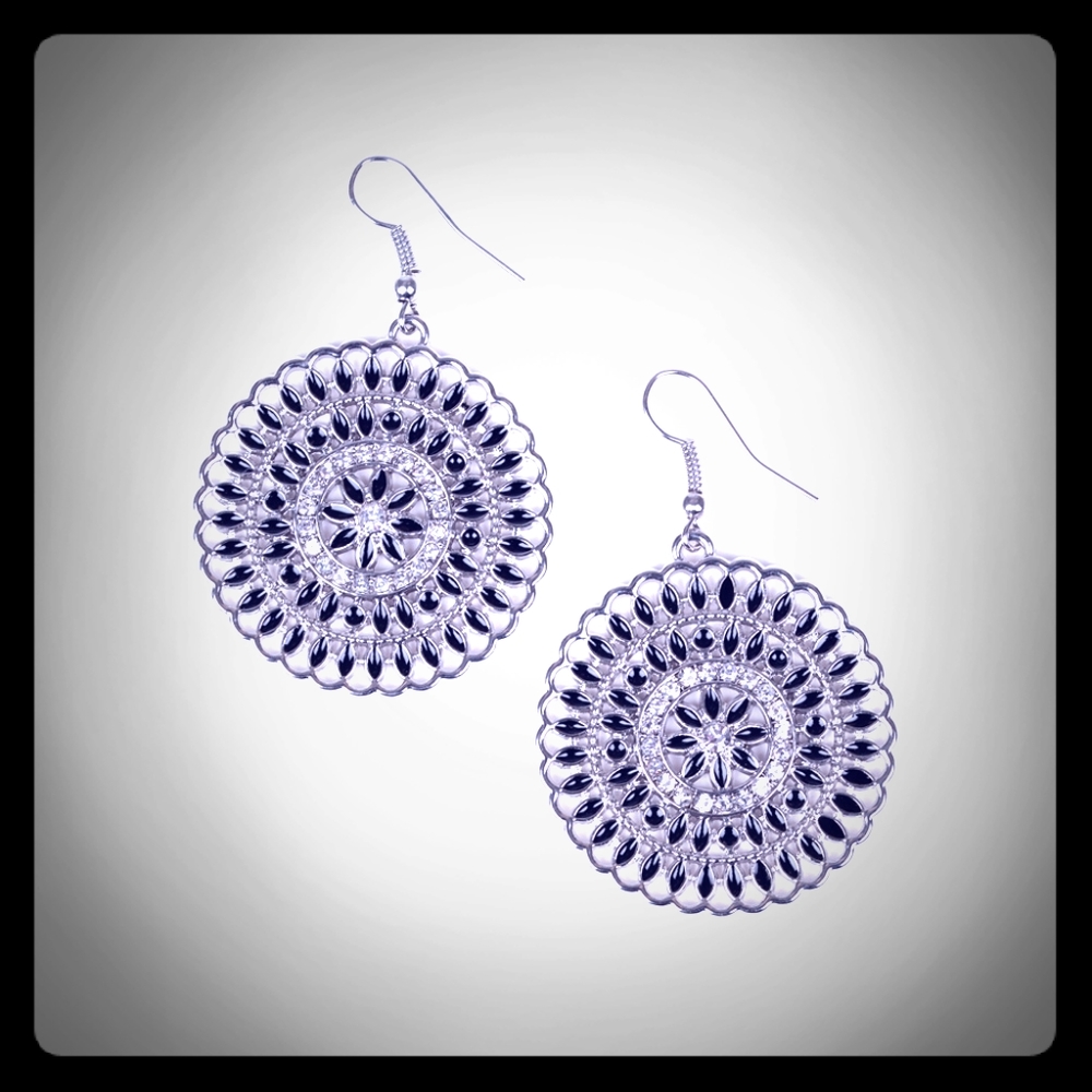 PINWHEEL and Deal - Black